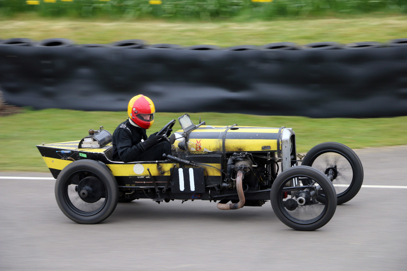 Illustration for article titled Get Lost In The Fantastic World Of Early 20th Century Race Cars
